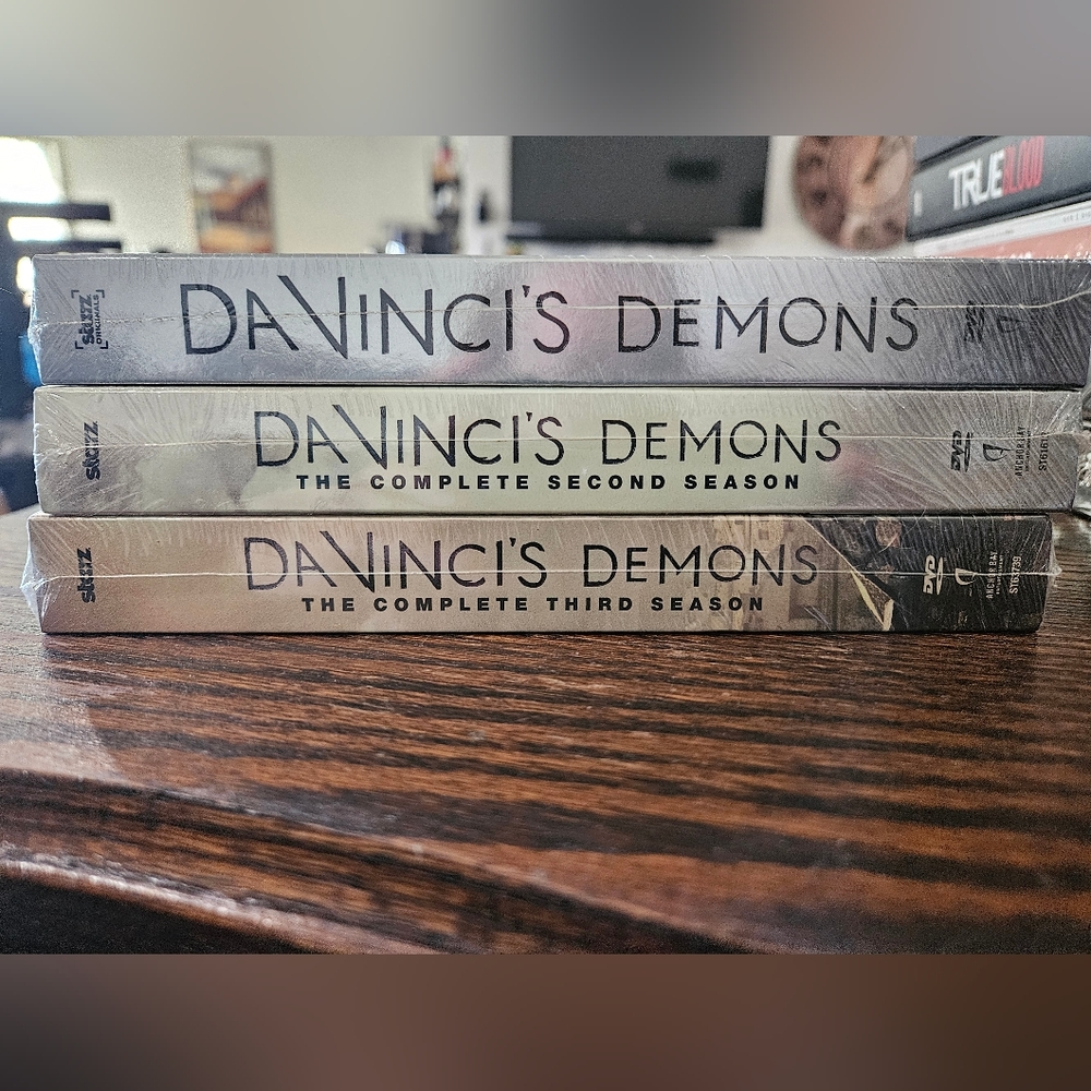 DaVincis DEMONS. Complete 1st 2nd And 3rd Seasons. All Unopened. (BIN15)